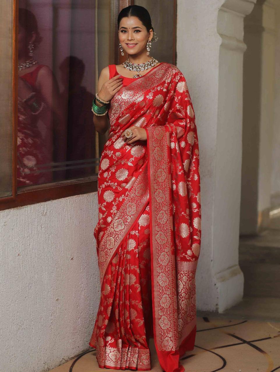 Sumptuous Red Soft Silk Saree with Symmetrical Blouse Piece