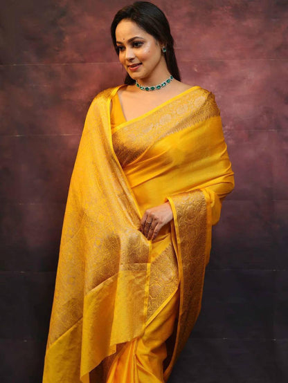 Ailurophile Yellow Soft Silk Saree With Demesne Blouse Piece