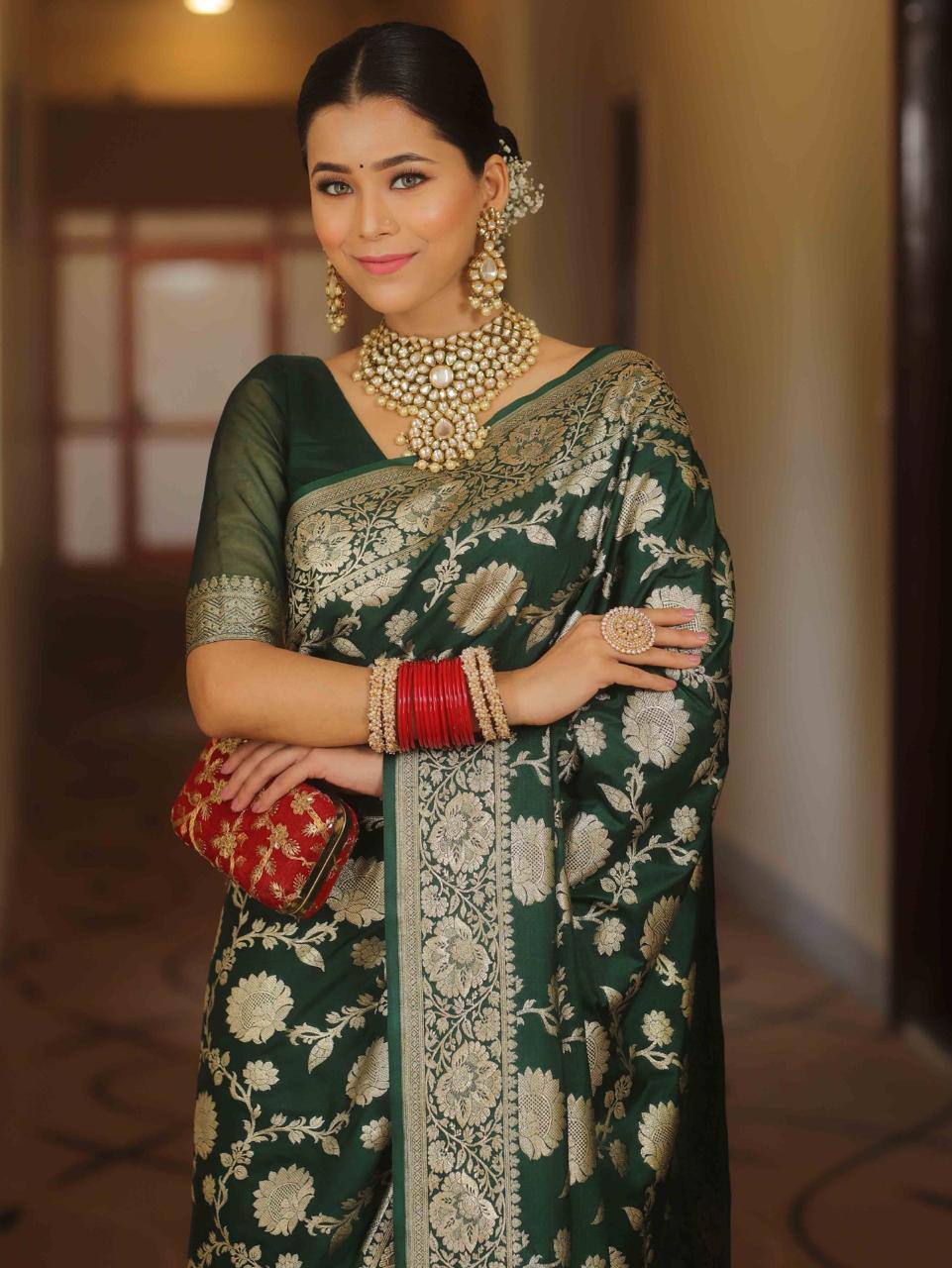 Adorable Dark Green Soft Silk Saree with Blissful Blouse Piece