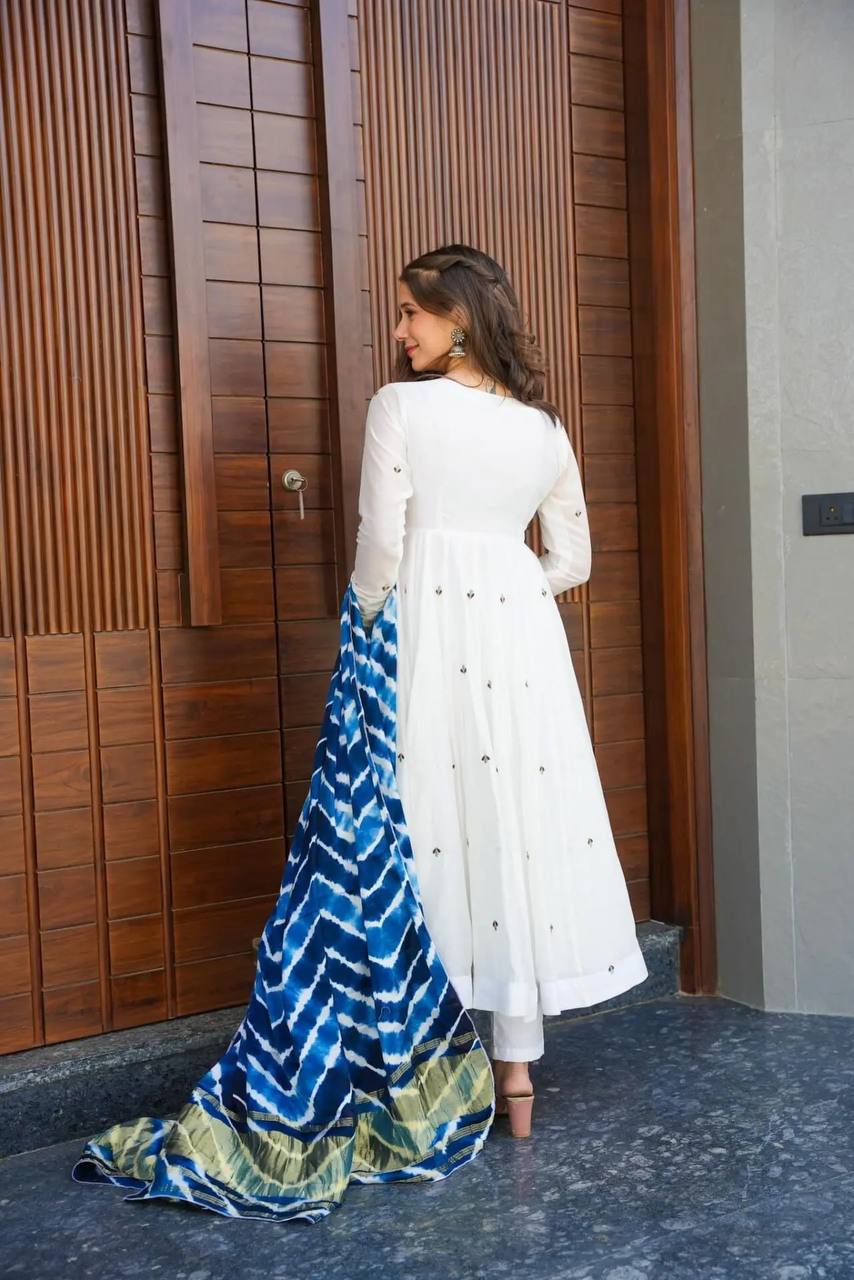 Classic White Ethnic Set Featuring Minimalist Embroidery and a Vibrant Tie-Dye Dupatta with Pant