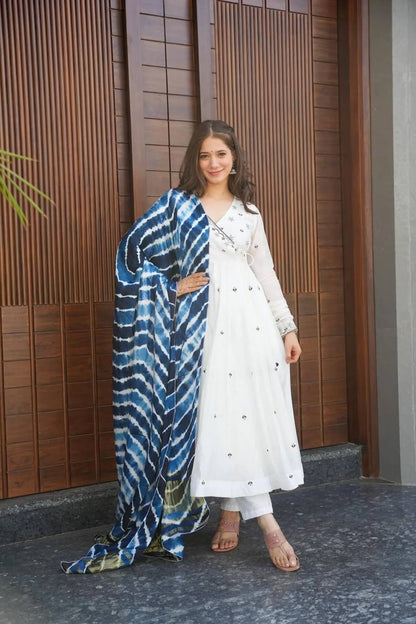 Classic White Ethnic Set Featuring Minimalist Embroidery and a Vibrant Tie-Dye Dupatta with Pant